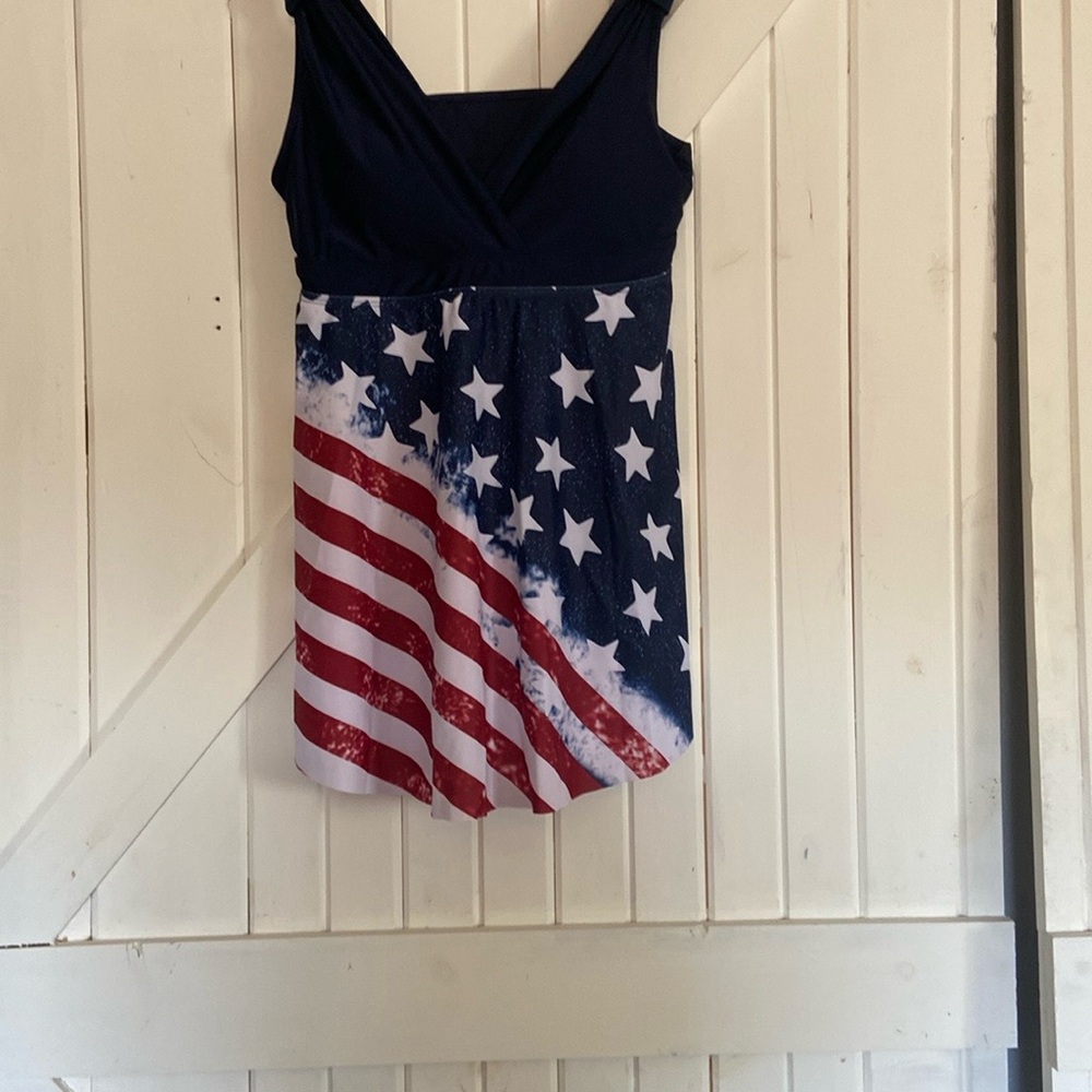 NEW! Modlily Women’s Large American Flag Print Swim Top Belly Control